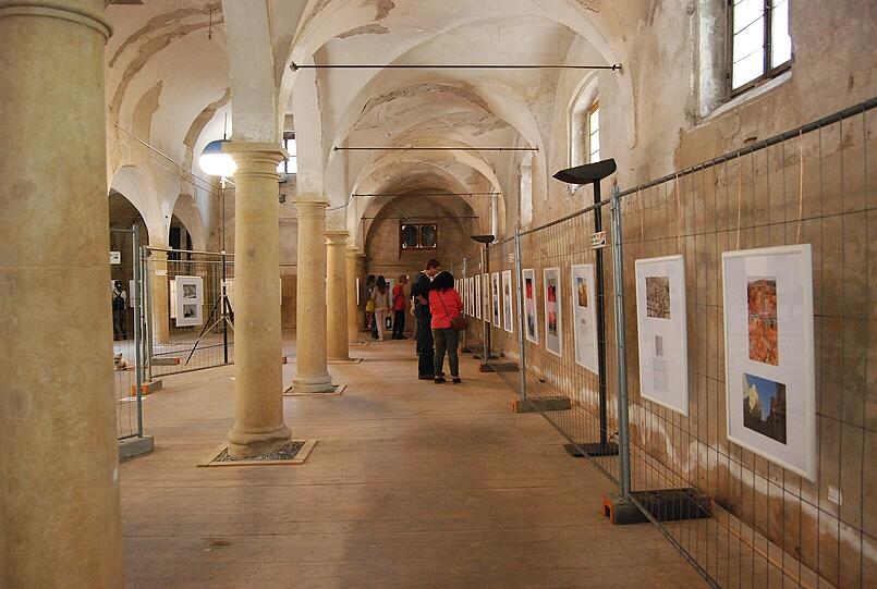 Der Marstall ist ein idealer Ort für Ausstellungen: Momentan ist dort &bdquo;Landshut &ndash; damals und heute&ldquo; zu sehen.