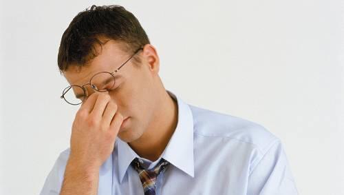Stress im Job macht krank: Betroffene können nicht mehr abschalten, leiden unter Schlaflosigkeit. Stress im Job macht krank: Betroffene können nicht mehr abschalten, leiden unter Schlaflosigkeit.