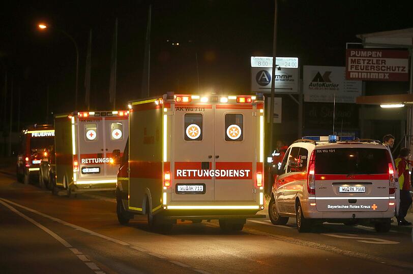 Ein 17-jähriger Afghane hat am Montagabend 21 Menschen in einem Regionalzug angegriffen. Die Bilder vom Tatort.