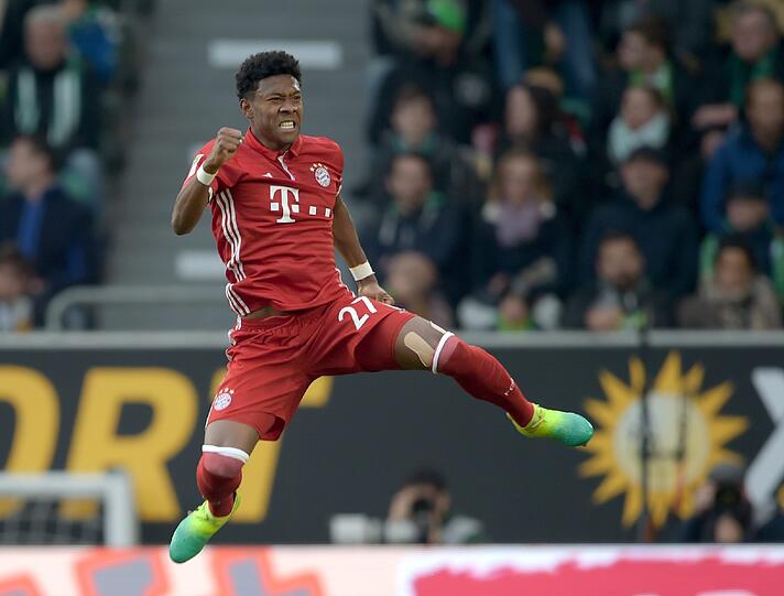 DAVID ALABA: NOTE 2. Konnte nicht am Abschlusstraining teilnehmen, meldete sich dennoch spielfit. Der Linksverteidiger erzielte das 1:0 mit einem sehenswerten Freistoß (18.). Mit 24 gewinnt der Österreicher seine sechste Meisterschaft. Dürfte eines Tages Lahm ein- und überholen.