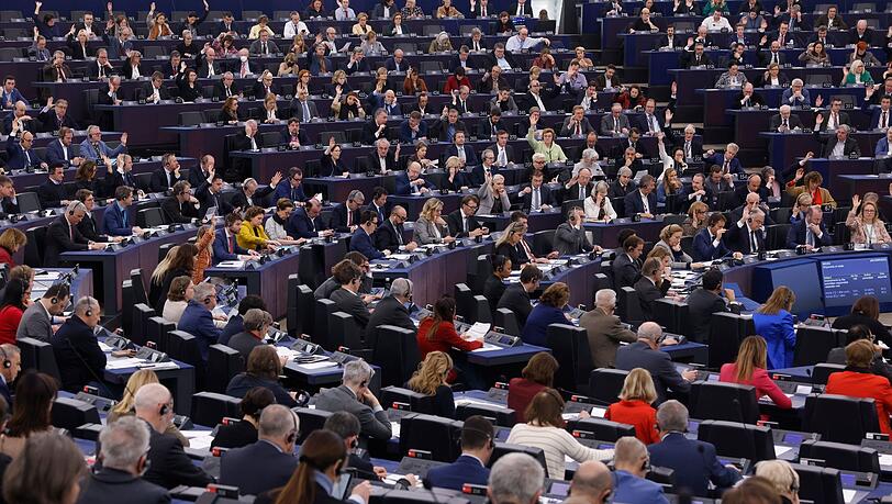 Korruptionsaffäre im EU-Parlament: Neuer Haftbefehl
