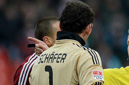 Nimmt das Gegentor zum 1:1 klar auf seine Kappe: FCN-Keeper Raphael Schäfer.