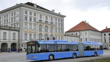 Ganz schön gelenkig: Die Neuen sind 18 Meter lang und bieten rund 105 Fahrgästen Platz. Ganz schön gelenkig: Die Neuen sind 18 Meter lang und bieten rund 105 Fahrgästen Platz.
