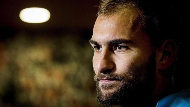Die Frankfurter Eintracht würde gerne Stürmer Bas Dost verpflichten. Die Frankfurter Eintracht würde gerne Stürmer Bas Dost verpflichten.
