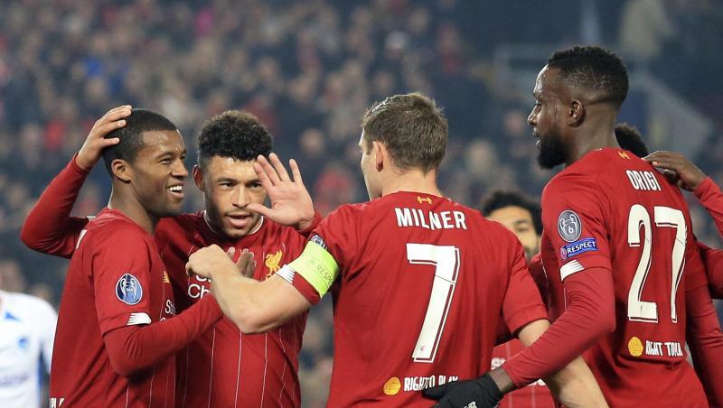 Die Spieler vom FC Liverpool feiern das 1:0 gegen Genk. Die Spieler vom FC Liverpool feiern das 1:0 gegen Genk.