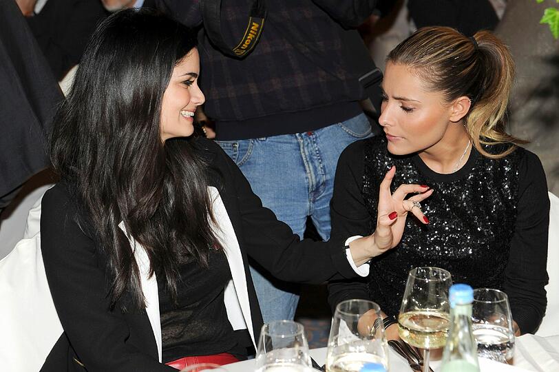 Shermine Sharivar und Sophia Thomalla (r.).