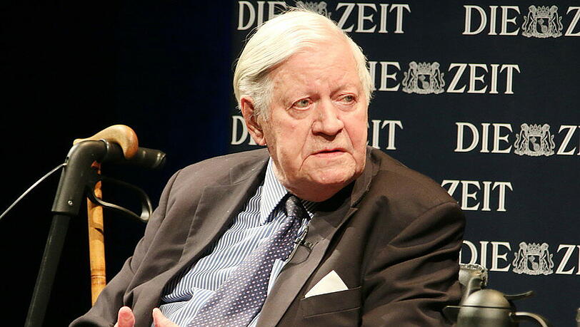 Helmut Schmidt bei einer Veranstaltung der "Zeit" Helmut Schmidt bei einer Veranstaltung der "Zeit"