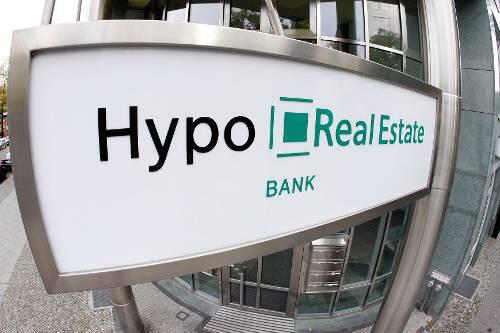 Filiale der Hypo Real Estate: Die Immobilienbank könnte bald verstaatlicht werden.