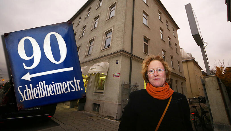 Vor dem Haus Schleißheimer Straße 90: Britta Gürtler (CSU) ist Mieterbeirätin der Stadt. Sie rät den Mietern, sich zu vernetzen. Vor dem Haus Schleißheimer Straße 90: Britta Gürtler (CSU) ist Mieterbeirätin der Stadt. Sie rät den Mietern, sich zu vernetzen.