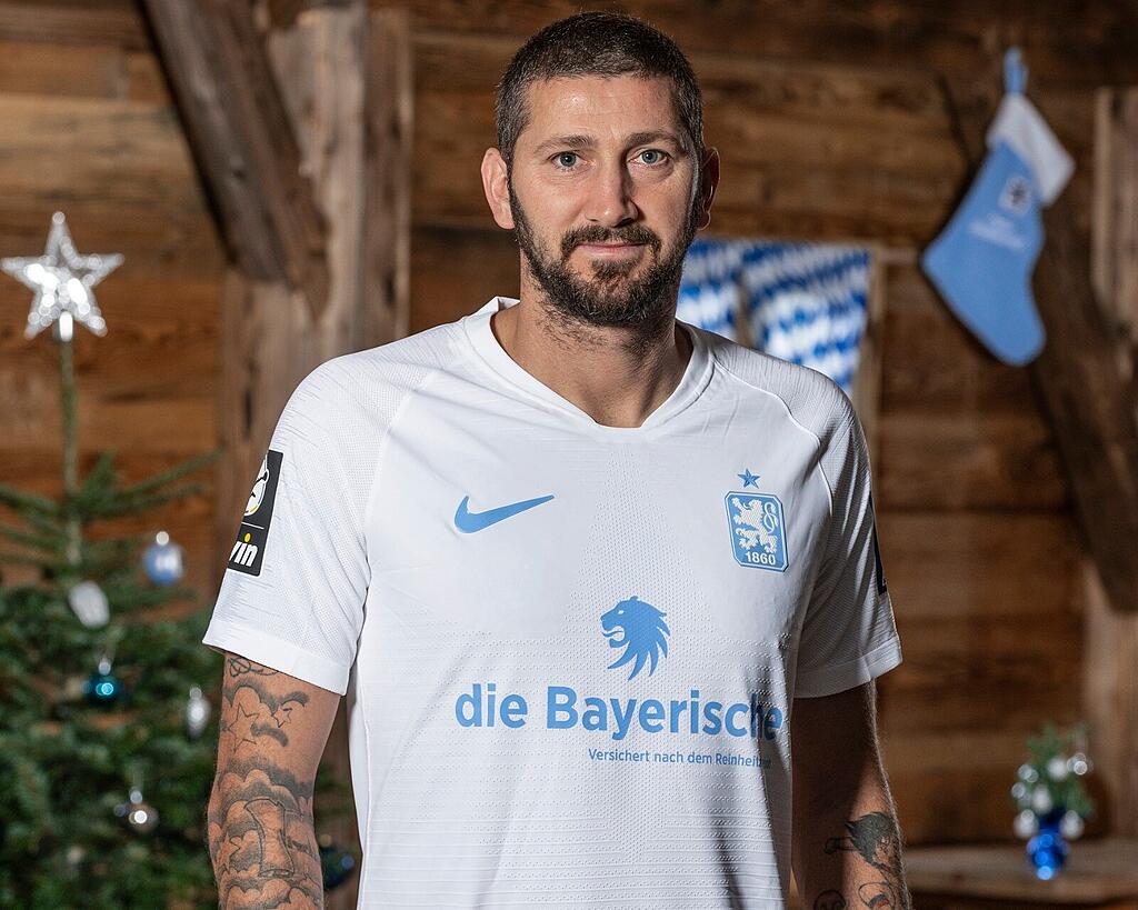 TSV 1860 entwirft Sondertrikot - Erlöse gehen an Stiftung ...