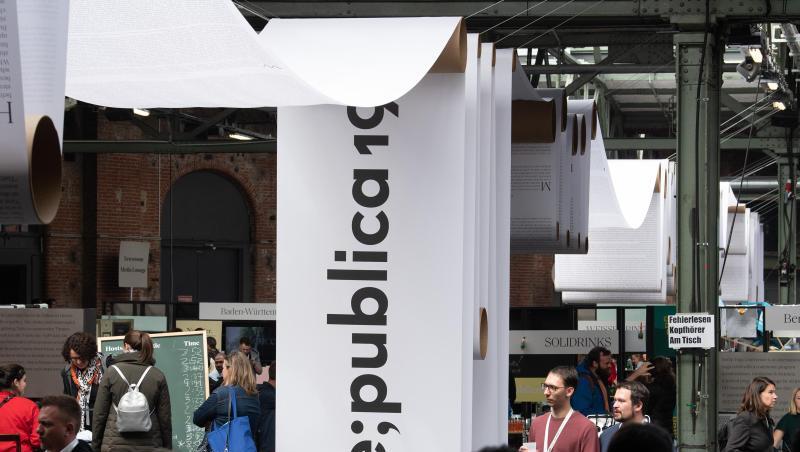Mit dem Motto "tl;dr - too long; didn’t read" habe re:publica in diesem Jahr den Zeitgeist getroffen, sagte Mitgründer Markus Beckedahl. Mit dem Motto "tl;dr - too long; didn’t read" habe re:publica in diesem Jahr den Zeitgeist getroffen, sagte Mitgründer Markus Beckedahl.