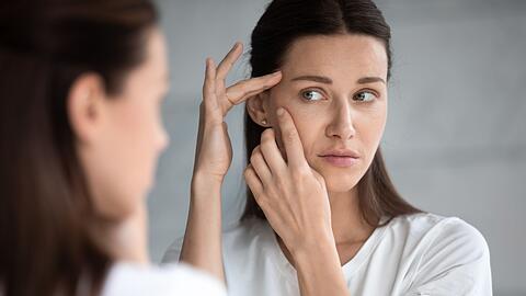 Wer vor der Wahl steht, Falten akzeptieren oder Botox spritzen, f&uuml;r den haben wir eine Alternativl&ouml;sung gegen das Hautaltern: Anti-Aging-Pflanzen.