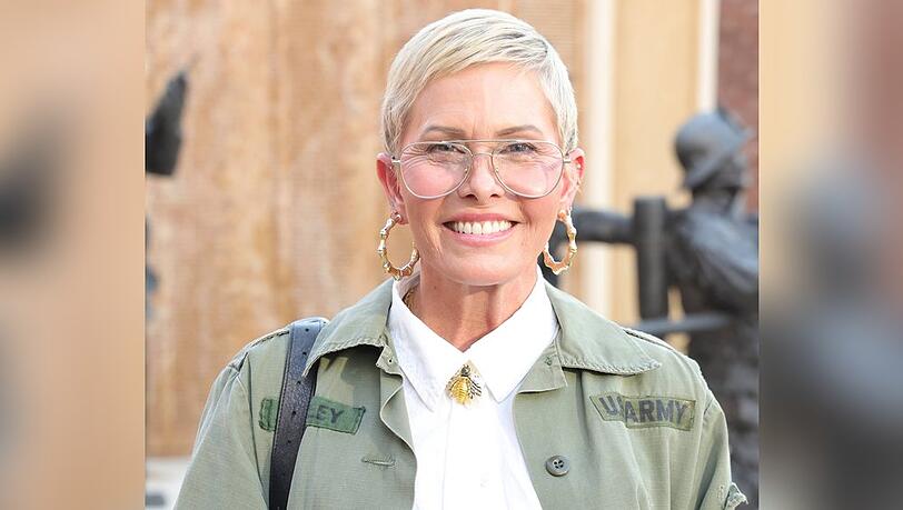 Nicole Eggert im Januar 2026. Zwei Jahre zuvor machte der "Baywatch"-Star seine Krebserkrankung öffentlich. Nicole Eggert im Januar 2026. Zwei Jahre zuvor machte der "Baywatch"-Star seine Krebserkrankung öffentlich.