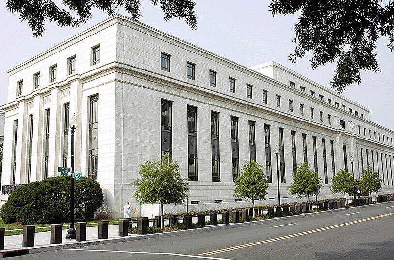 Das Anziehen der amerikanischen Wirtschaft dürfte ins Kalkül der US-Notenbank passen, noch in diesem Jahr die Zinswende einzuleiten.