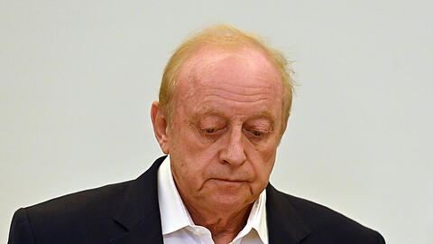 Gegen Starkoch Alfons Schuhbeck (74) wurde wegen Insolvenzverschleppung bereits eine Haftstrafe verhängt. Nun könnte er auch noch seine Wohnung verlieren. (Archivbild)
