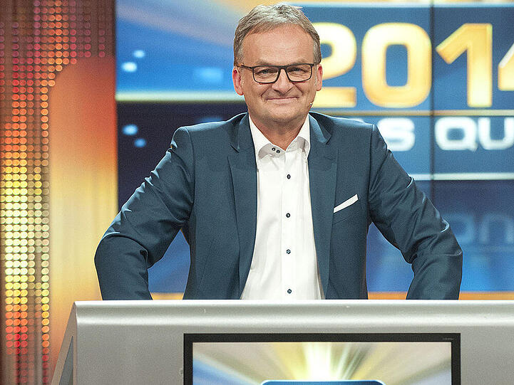 Frank Plasberg führt spielerisch noch einmal durch das Jahr 2014
