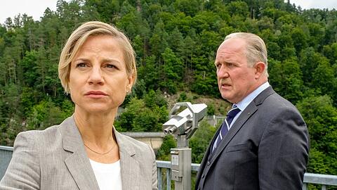 "Tage, die es nicht gab": Elisabeth Zeipel und Paul Paulitz blicken in eine ungewisse Zukunft.