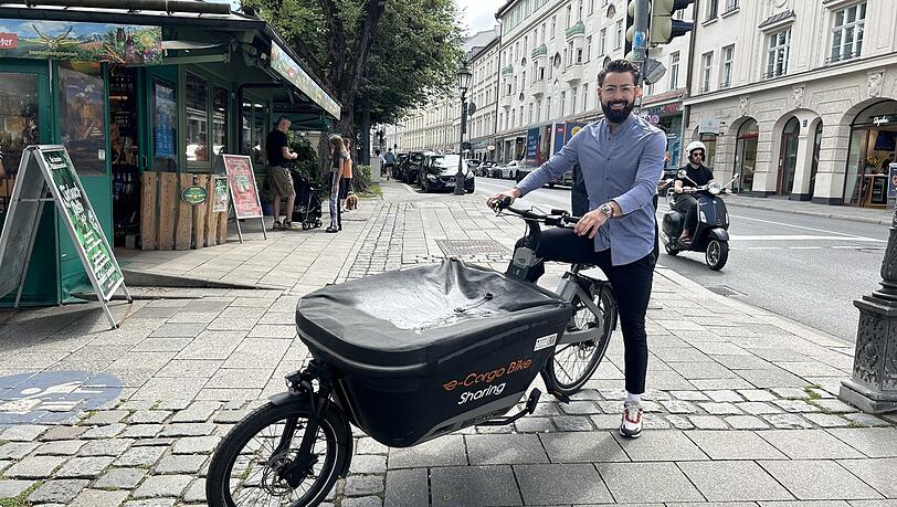 Christoph Ulusoy ist Gründer des E-Bike- und Carsharing-Anbieters Evhcle. Die Leih-Lastenräder sind in letzter Zeit sein Sorgenkind geworden - weil sie immer wieder durch Vandalismus beschädigt werden.
