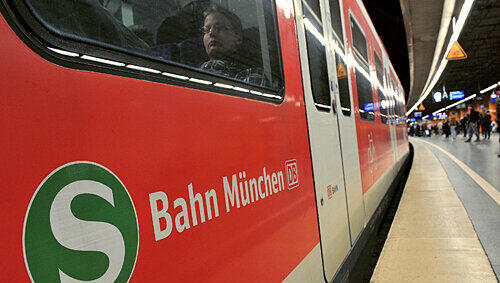 S-Bahn in München - was die Durchsagen zu bedeuten haben. S-Bahn in München - was die Durchsagen zu bedeuten haben.