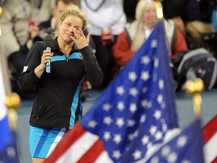 Wischt sich eine Freudenträne aus dem Auge: Titelverteidigerin Kim Clijsters.