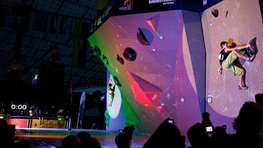 Jan Hojer bei der Boulderweltmeisterschaft 2014. Auf dem Titelverteidiger ruhen die größten Hoffnungen des deutschen Teams.