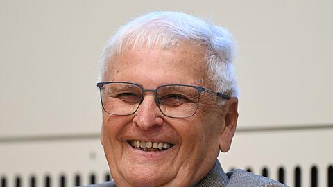 Gut gelaunt vor Gericht: Theo Zwanziger
