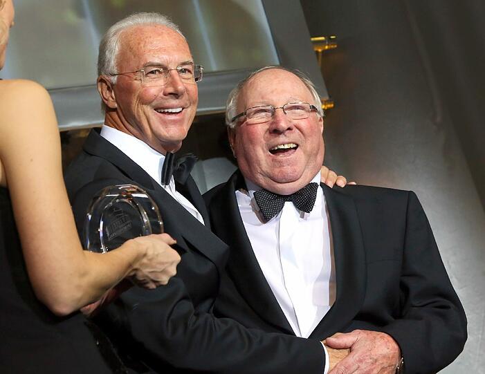Legenden unter sich: Franz Beckenbauer und Uwe Seeeler.