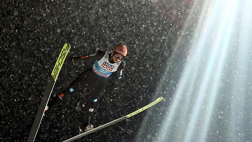 In Top-Form nach dem Januar-Loch: Karl Geiger nimmt bei den Olympischen Spielen die Medaillen in Angriff. Experte Martin Schmitt traut ihm dies zu.