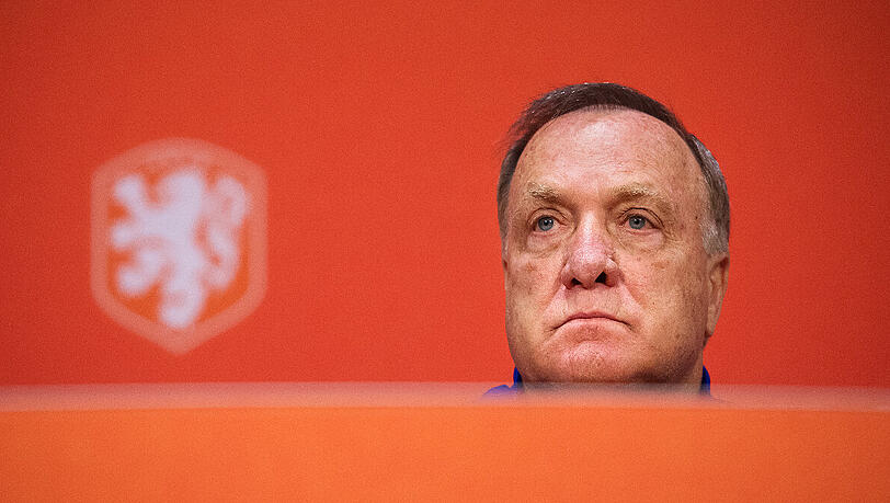 Dick Advocaat war dreimal in seiner Karriere als niederländischer Nationaltrainer tätig. Dick Advocaat war dreimal in seiner Karriere als niederländischer Nationaltrainer tätig.