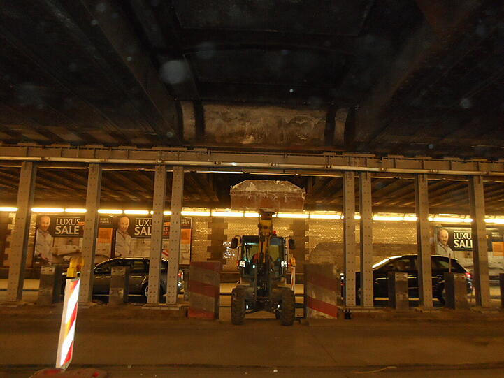 Baustelle Paul-Heyse-Tunnel: Der Blick in die dreckige Röhre