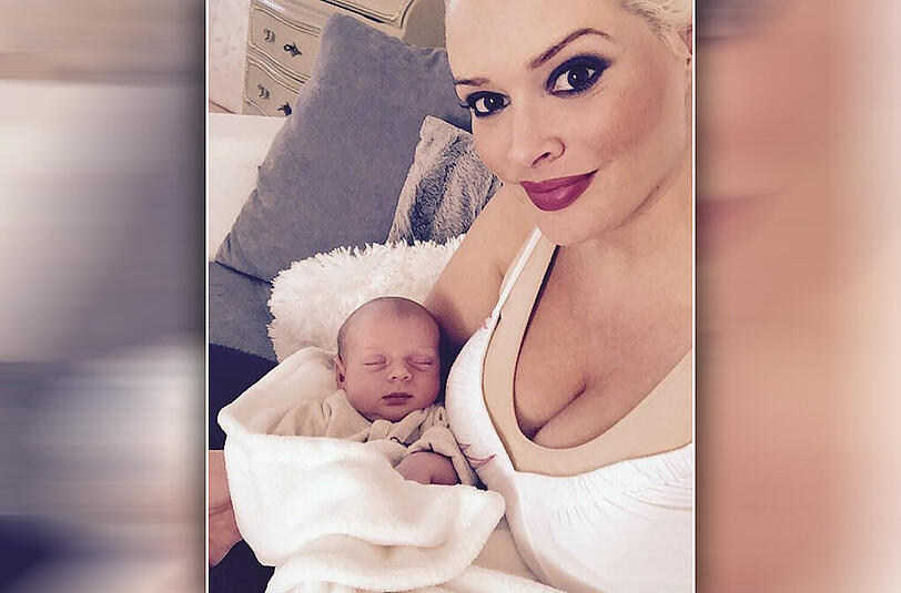 Daniela Katzenberger hat nach der Geburt von Tochter Sophia ständig mit Stimmungsschwankungen zu kämpfen.