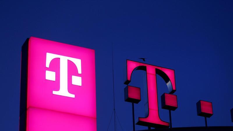Softbank-Deal: Telekom erhält Option auf Aktienmehrheit an T-Mobile. Softbank-Deal: Telekom erhält Option auf Aktienmehrheit an T-Mobile.