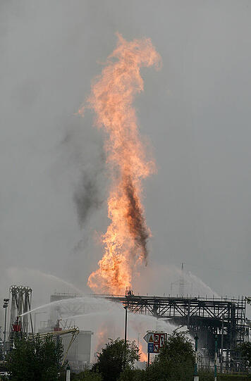 Verheerende Explosion bei BASF in Ludwigshafen. Die Bilder.