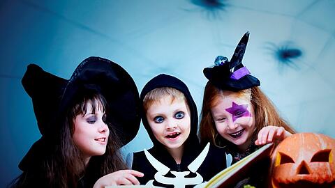 Am Familiensonntag wird in der BMW Welt Halloween gefeiert: Lustig, süß und ein bisschen gruselig.
