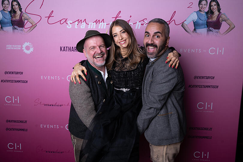 Cathy Hummels mit den Gästen Oliver Rauh und Samir Abousuede Cathy Hummels mit den Gästen Oliver Rauh und Samir Abousuede