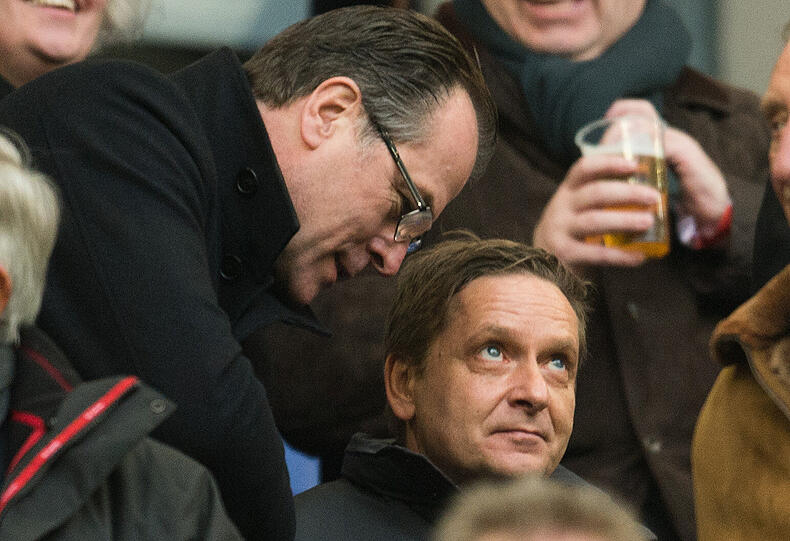 Gerüchten zufolge im Clinch: Schalkes Aufsichtsratschef Clemens Tönnies (links) und Sportvorstand Horst Heldt (rechts).