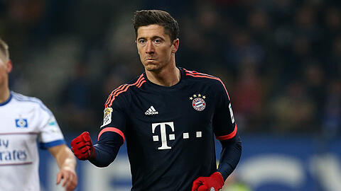 Doppeltorschütze Robert Lewandowski ballt die Faust - der Pole weiß aber auch, dass es der FC Bayern besser kann.