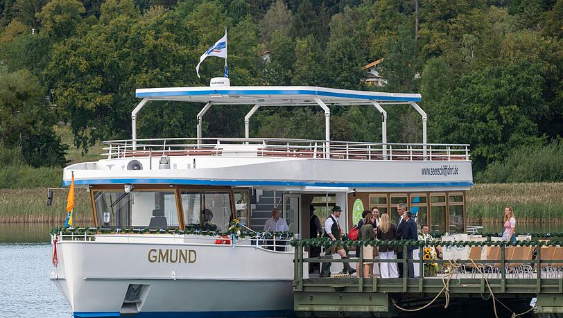Charlotte Knobloch taufte das Schiff auf den Namen "Gmund".