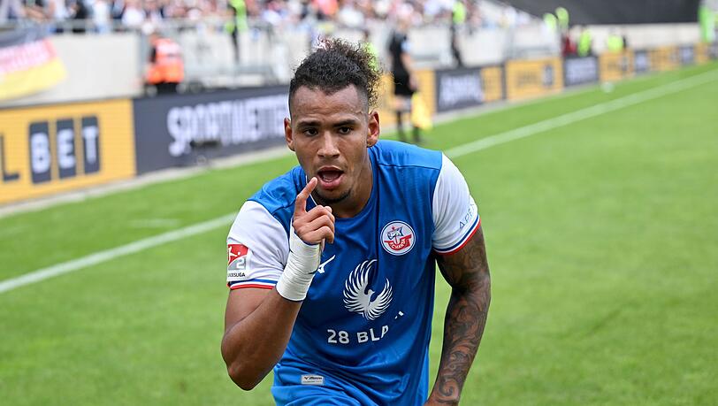 Neuzugang Juan José Perea schoss Rostock zum Sieg.