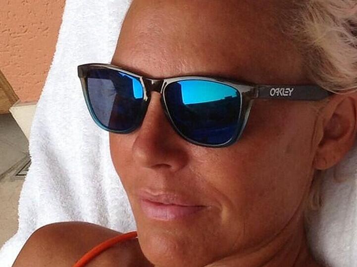 Natascha Ochsenknecht badet in der Türkei in der Sonne