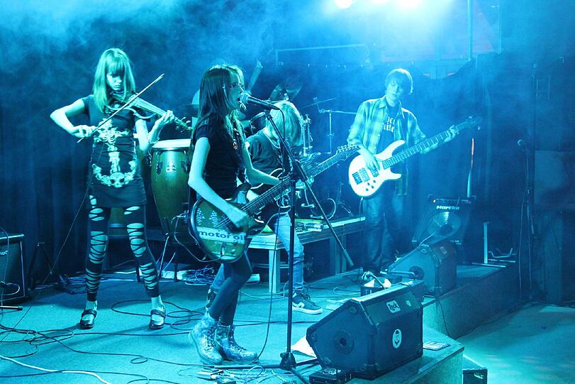 Raum für die eigene Musik und für die eigene Band bietet das Schwabinger &bdquo;soundcafé&ldquo; seinen Jugendlichen