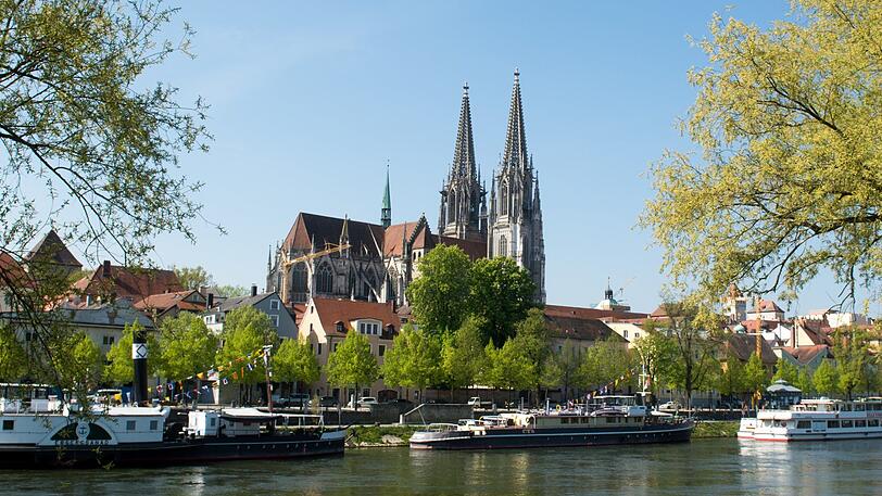 Regensburg hat mehr als 150.000 Einwohner.