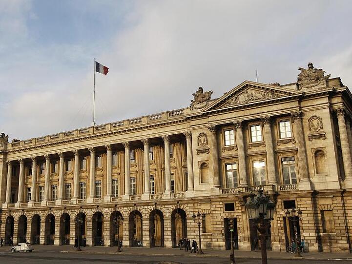 Blick auf das Hôtel de la Marine, ein Prachtbau mitten in Paris.