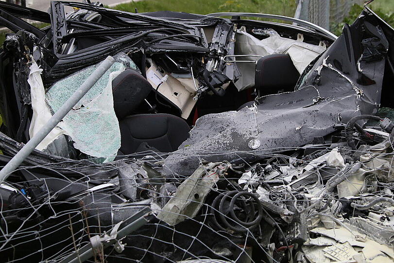 Bilder zum Horrorunfall in der Nähe von Markt Schwaben.