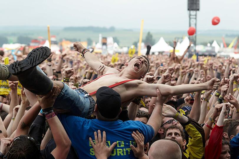 Die Bilder vom ersten Tag des Festivals Rock am Ring 2016 in Mendig.