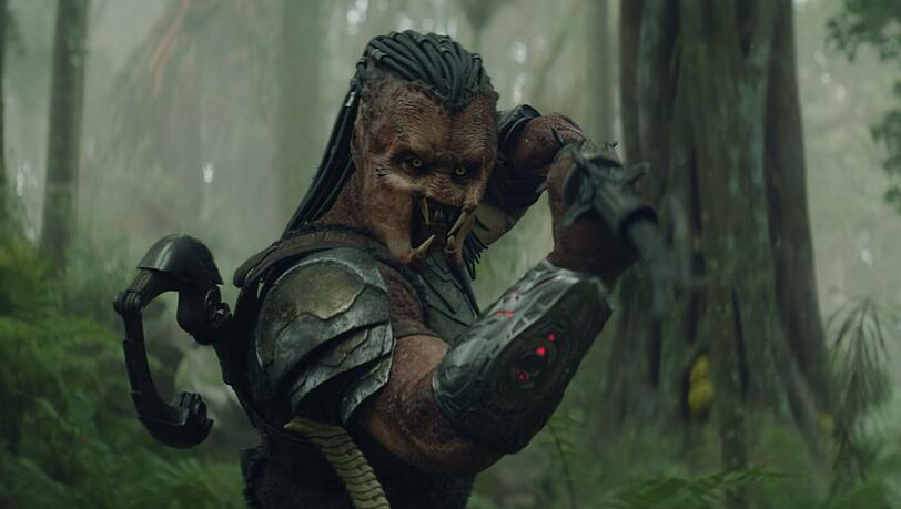 "Predator: Badlands" erscheint fast 40 Jahre nach dem Original mit Arnold Schwarzenegger.