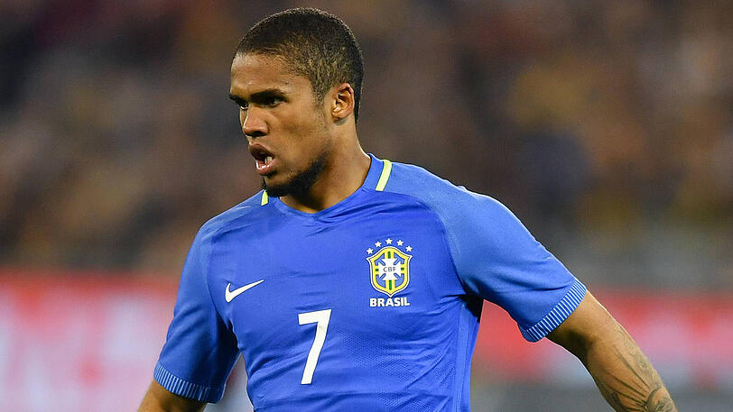 Douglas Costa wurde nach einer Stunde ausgewechselt.