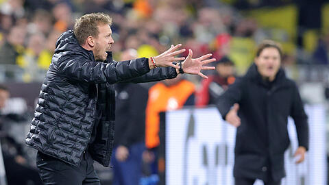 Bayern-Trainer Julian Nagelsmann, emotional geladen an der Seitenlinie.