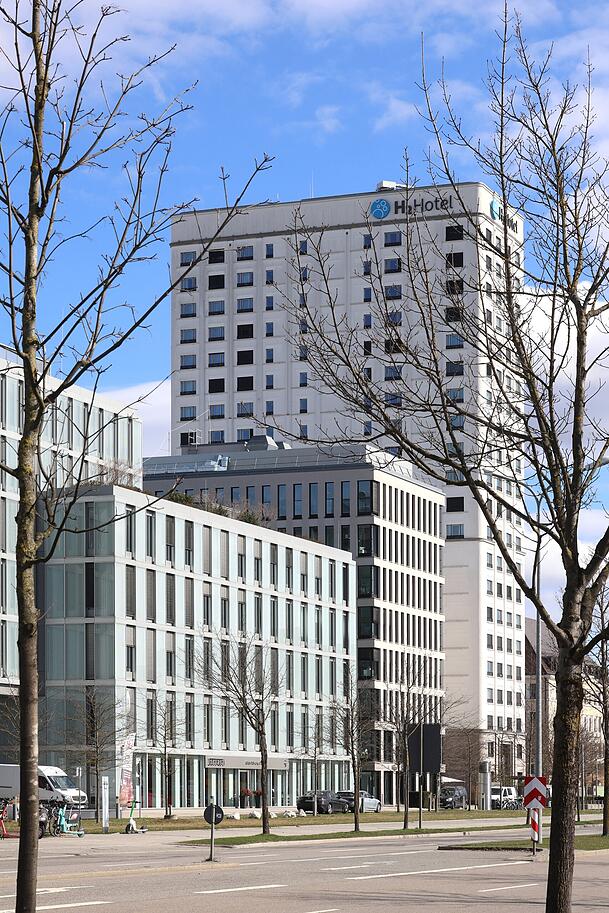 Ein neuer Stadtteil an der Landshuter Allee, Ecke Moosacher Straße.