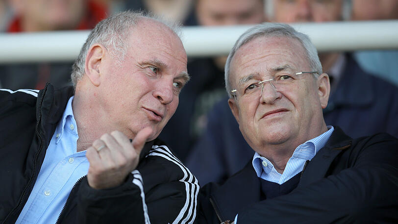 "Er hatte eine enorme Bedeutung für die Entwicklung des FC Bayern", sagt Präsident Uli Hoeneß (l.) über Martin Winterkorn.